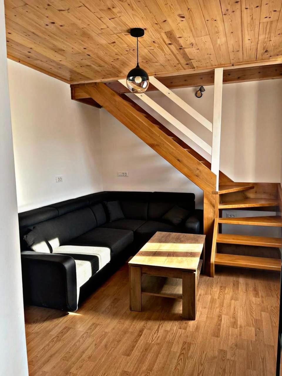 Amani Modern Apartment ルンバルダ エクステリア 写真