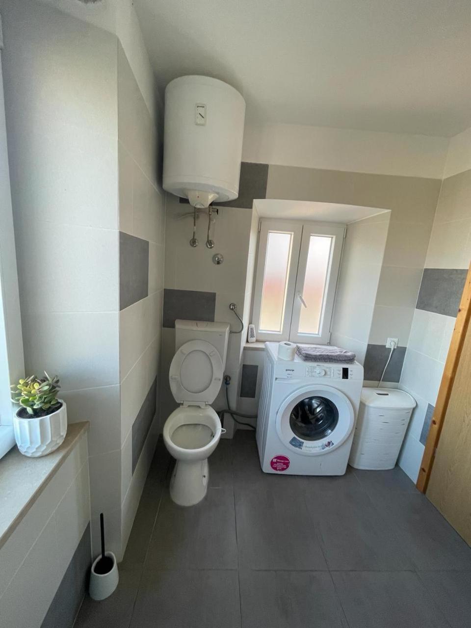 Amani Modern Apartment ルンバルダ エクステリア 写真